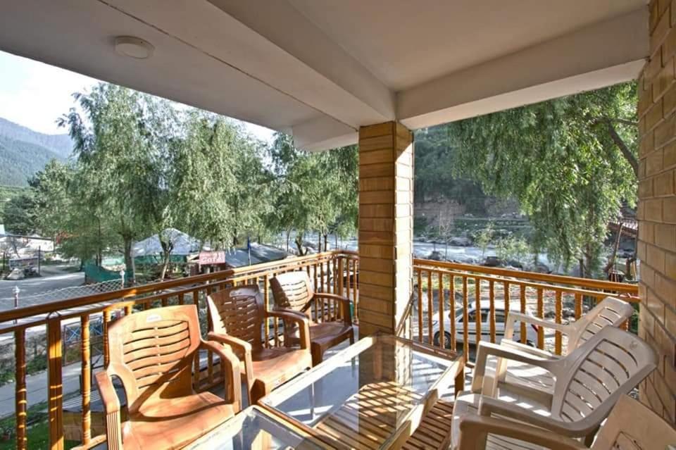 Himalayan Riverside Resort, Manali Eksteriør bilde