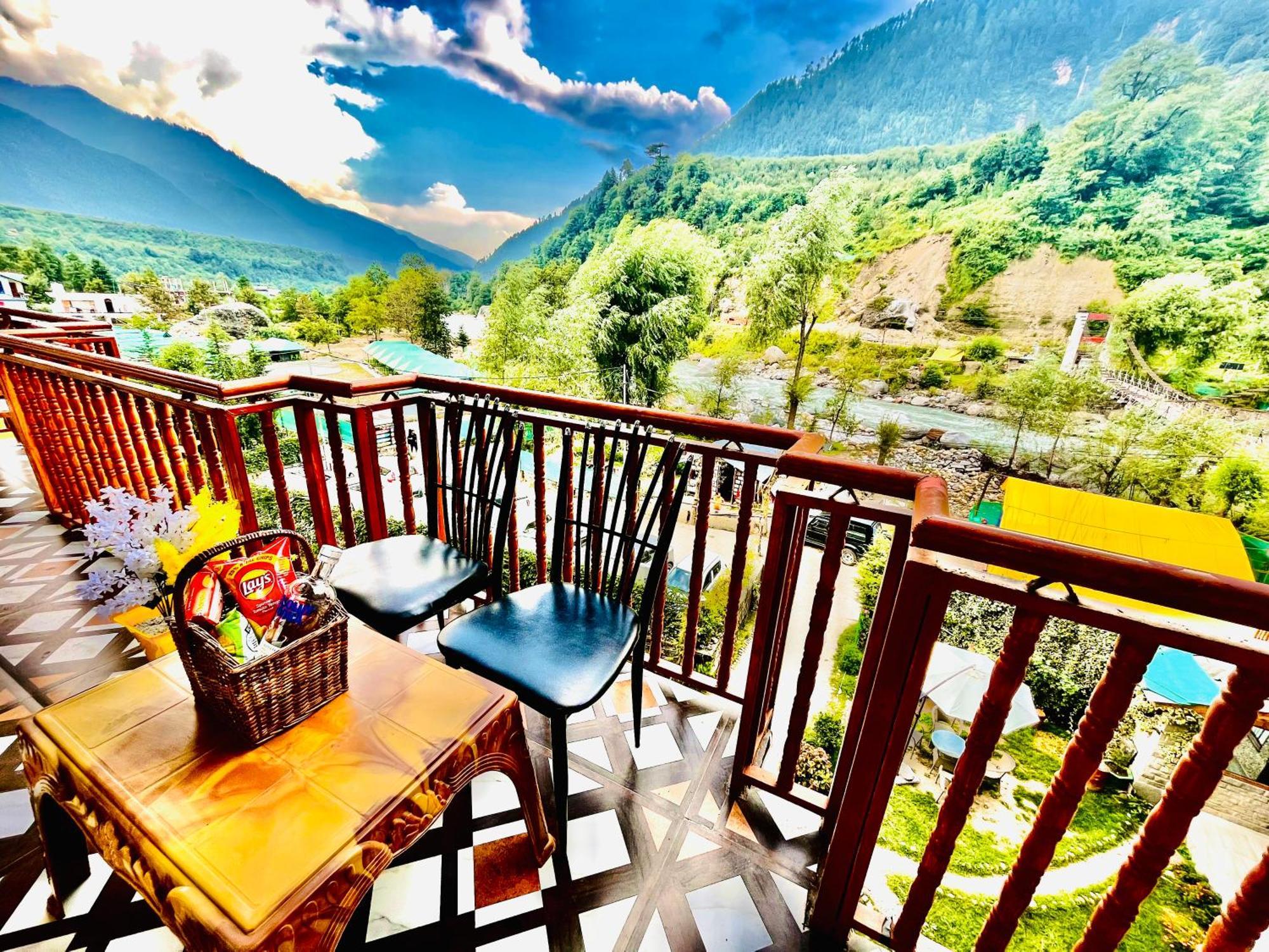 Himalayan Riverside Resort, Manali Eksteriør bilde