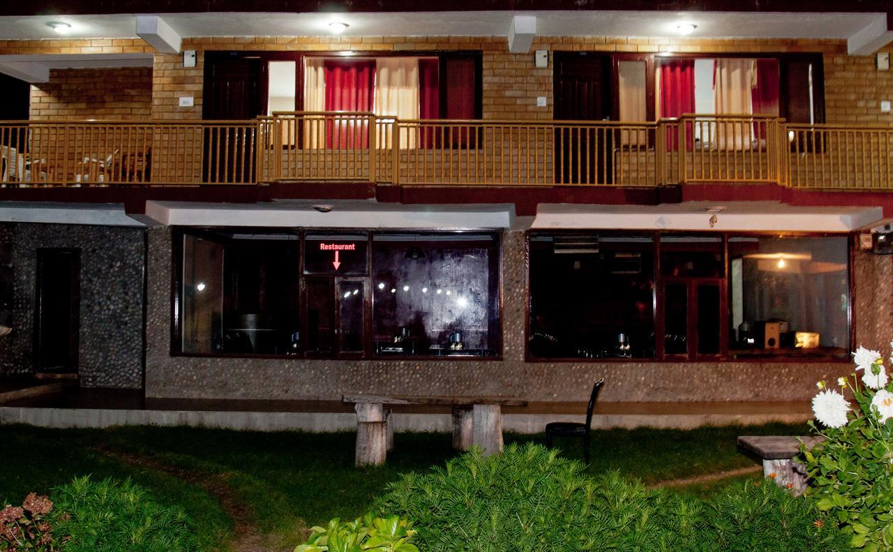Himalayan Riverside Resort, Manali Eksteriør bilde